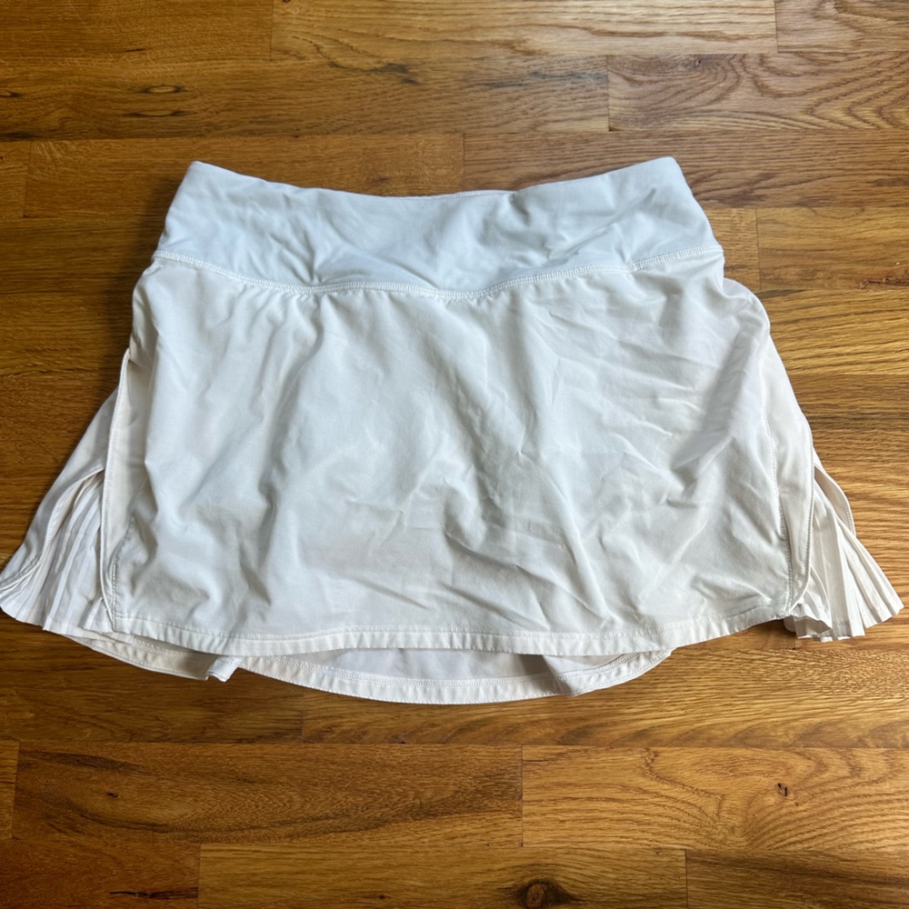 White lululemon skirt! Size 4